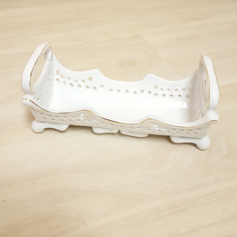 Vintage porcelain gold cracker tray kitchen serve